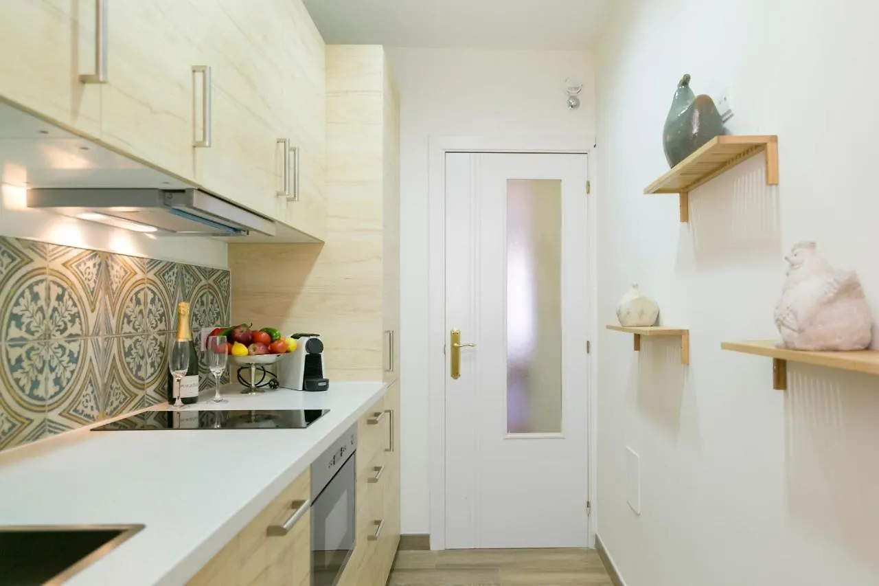Montano II & Old Town By Ele Apartments 말라가